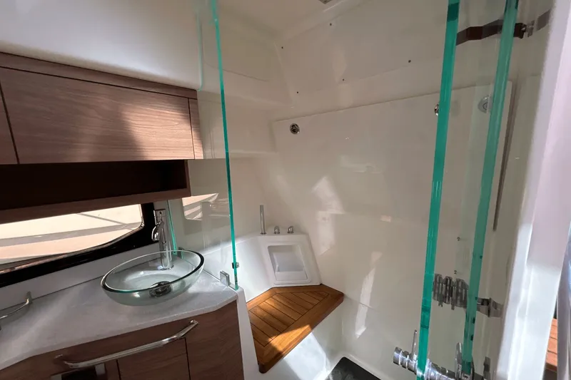 Slide: The Image of Boston Whaler 365 Conquest 2025 - 45