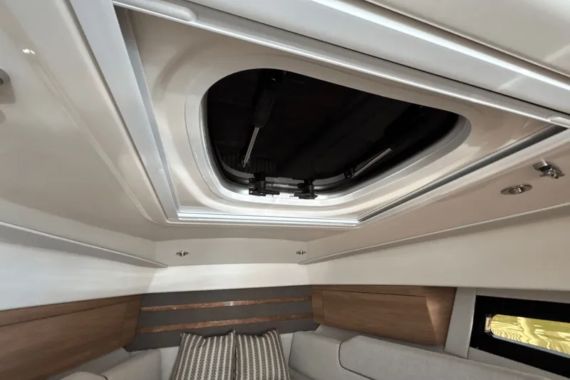 Slide: The Image of Boston Whaler 365 Conquest 2025 - 54