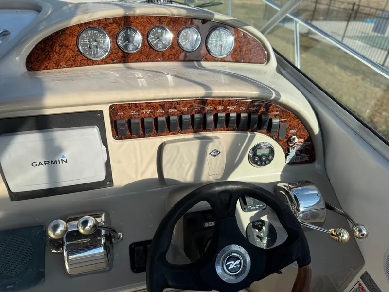 Slide: The Image of Sea Ray 290 Amberjack 2006 - 11