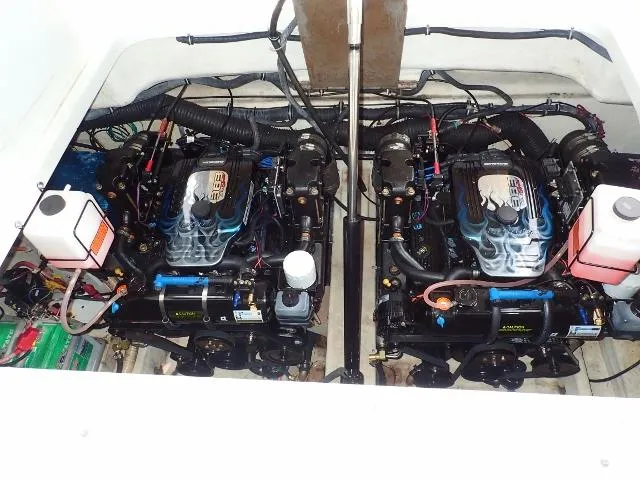 Slide: The Image of Engine Bay - 38
