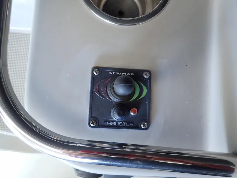 Slide: The Image of Lewmar thruster control on 2007 Formula 34 PC boat dashboard. - 46