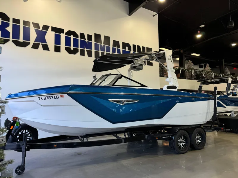 Slide: The Image of Nautique Super Air Nautique S23 2024 - 3