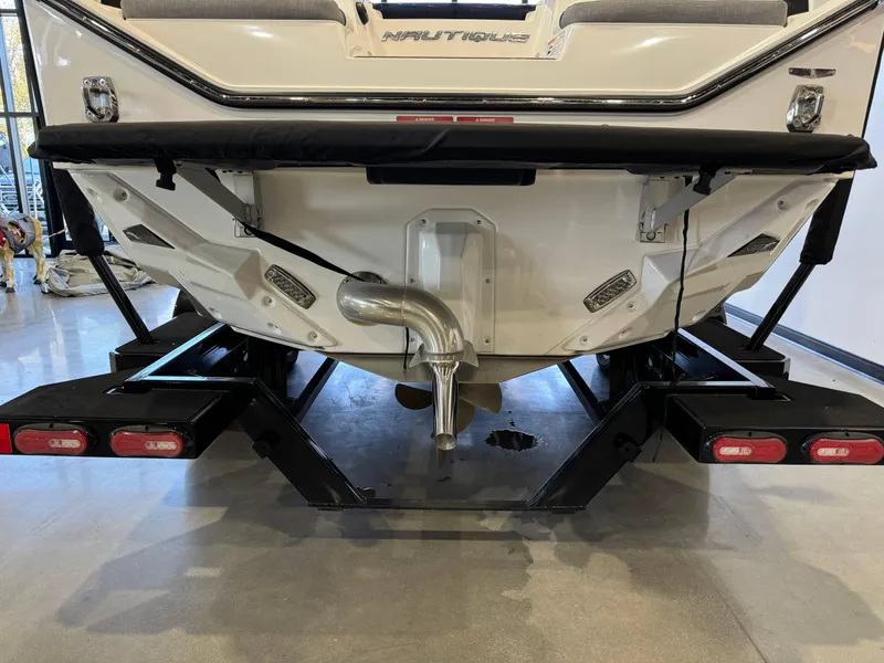 Slide: The Image of Nautique Super Air Nautique S23 2024 - 7