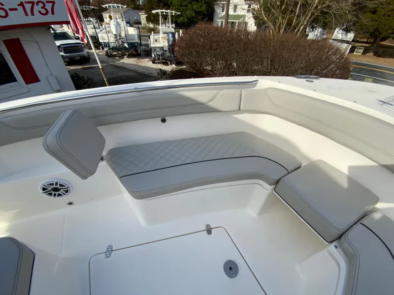 Slide: The Image of 2025 Pursuit S 288 Sport boat with spacious seating and modern design. - 32