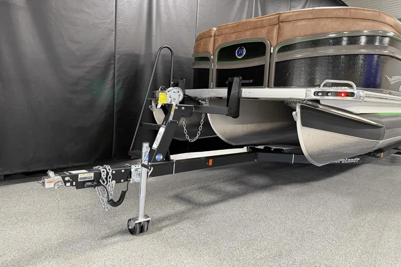 Slide: The Image of Premier 250 Intrigue 2021 - 109