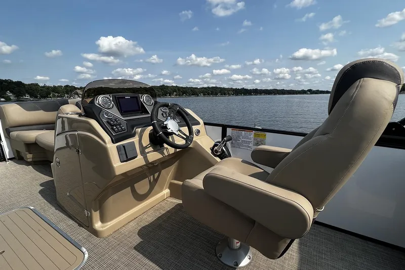 Slide: The Image of 2025 SYLVAN L3 DLZ BAR - 4