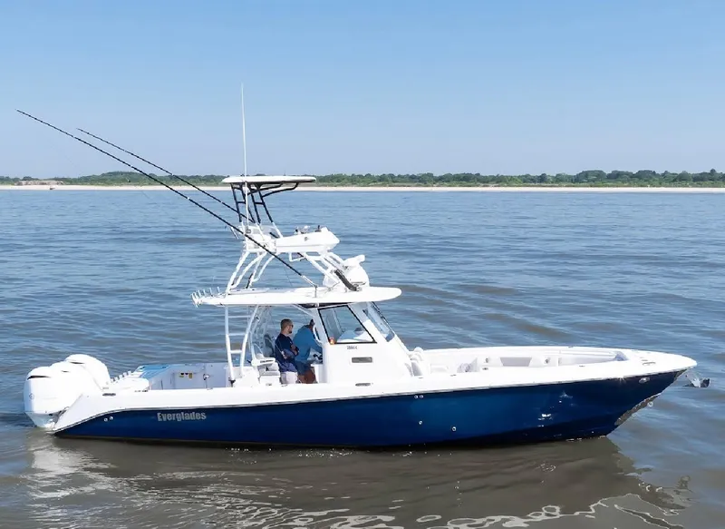 Slide: The Image of Everglades 355 Center Console 2019 - 6