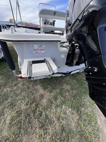 Slide: The Image of Sea Chaser EV180 Sea Skiff 2025 - 4