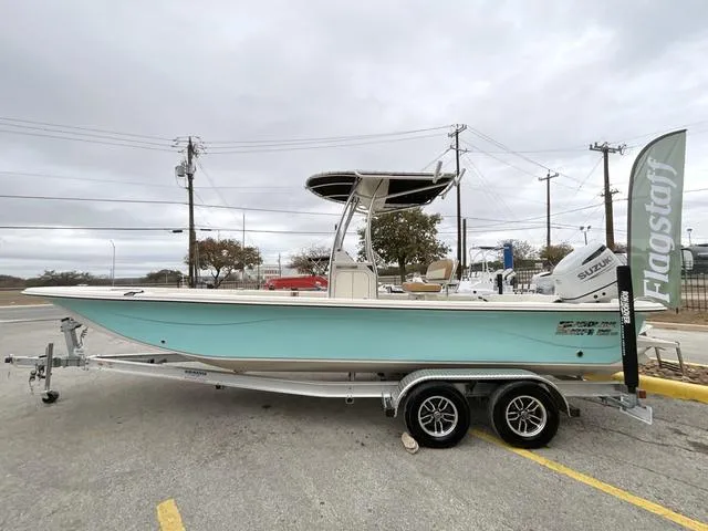 The Image of Carolina 25 LS 2025 - 1