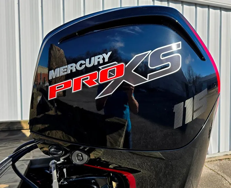Slide: The Image of Mercury 115 Pro XS 4 stroke EFI outboard engine. - 15