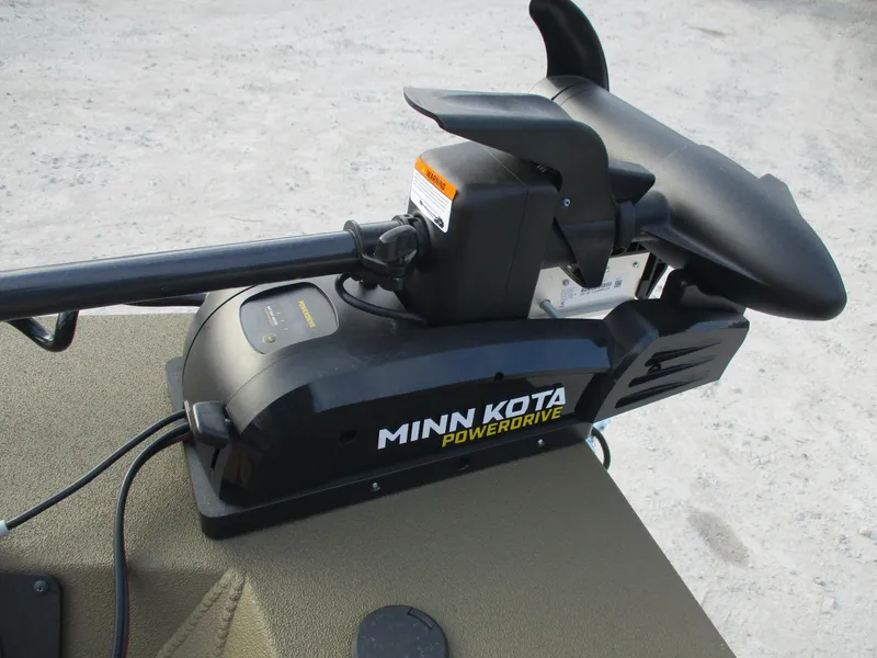 Slide: The Image of Minn Kota PowerDrive motor on 2025 Avid 18 Rogue SC boat. - 7