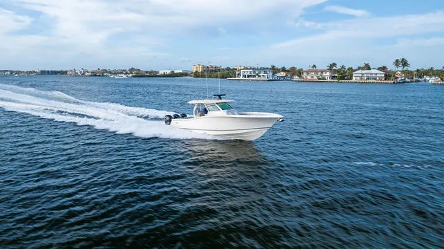 Slide: The Image of Scout 380 LXF 2019 - 36