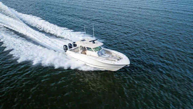 Slide: The Image of Scout 380 LXF 2019 - 38