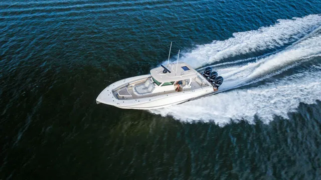 Slide: The Image of Scout 380 LXF 2019 - 41