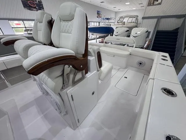 Slide: The Image of Jupiter Jupiter 32 2025 - 18