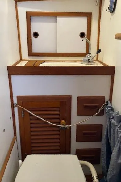 Slide: The Image of Vancouver Pocket Cruiser 1986 - 15