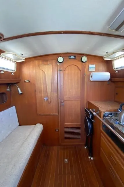 Slide: The Image of Vancouver Pocket Cruiser 1986 - 7