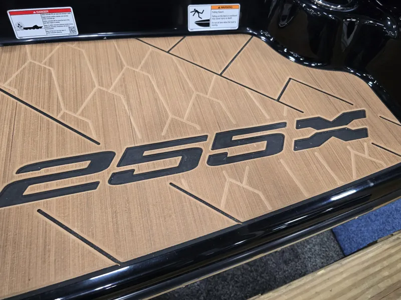 Slide: The Image of Yamaha 255XD 2025 - 20