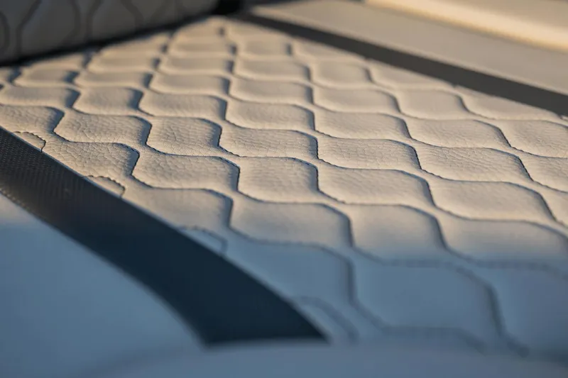 Slide: The Image of Yamaha 255XD 2025 - 36