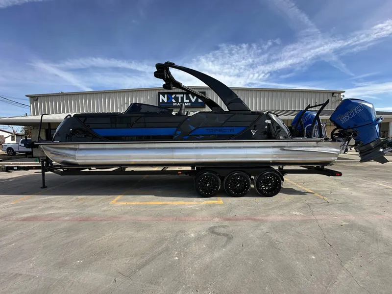 The Image of Trifecta 25 SPORT RF9 DC ARCH 2025 - 1