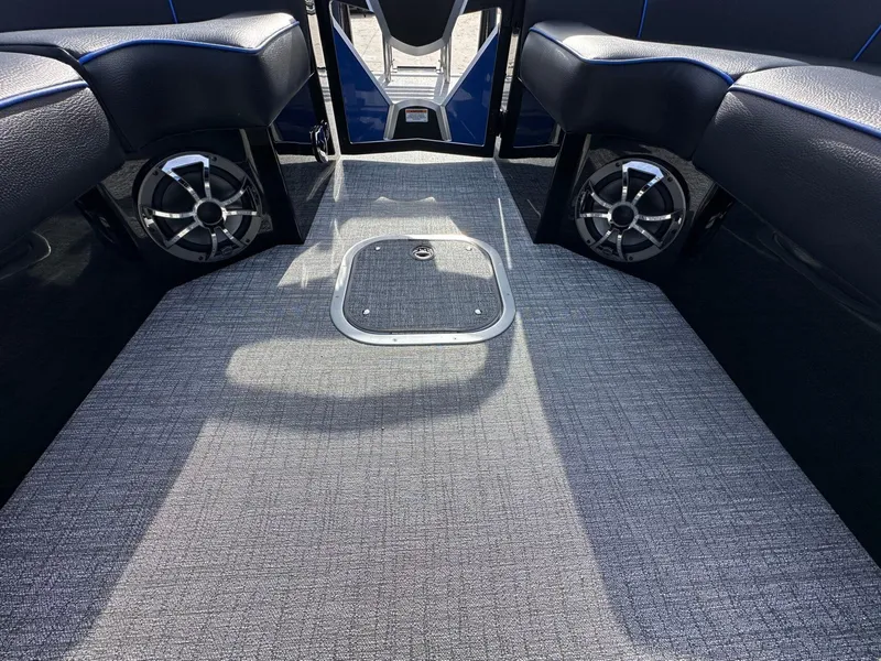 Slide: The Image of Trifecta 25 SPORT RF9 DC ARCH 2025 - 31