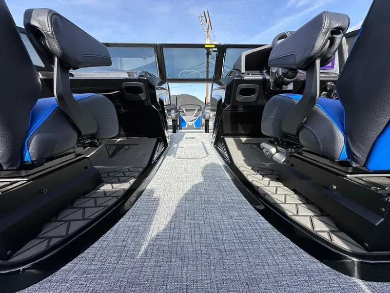 Slide: The Image of Trifecta 25 SPORT RF9 DC ARCH 2025 - 33