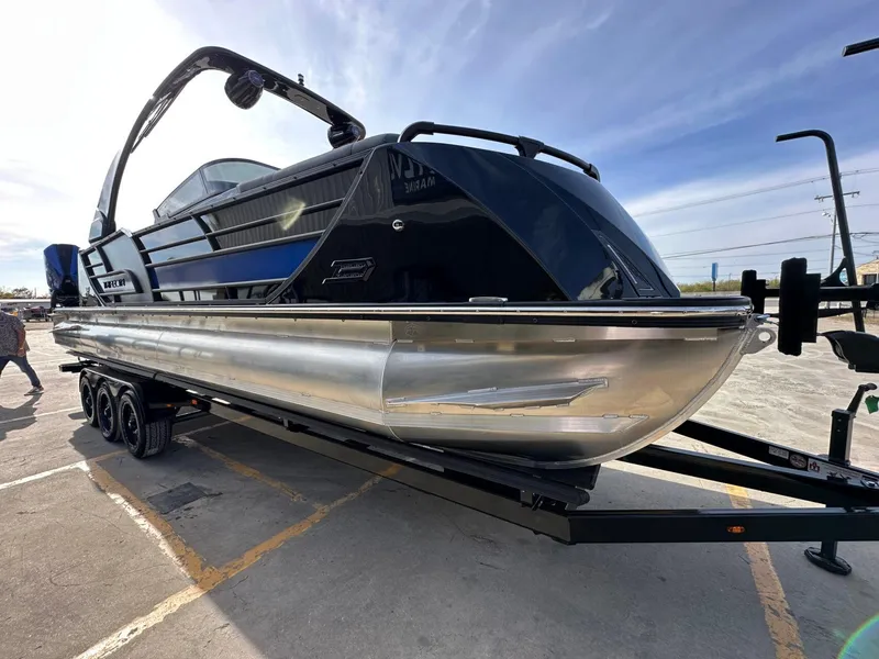 Slide: The Image of Trifecta 25 SPORT RF9 DC ARCH 2025 - 6