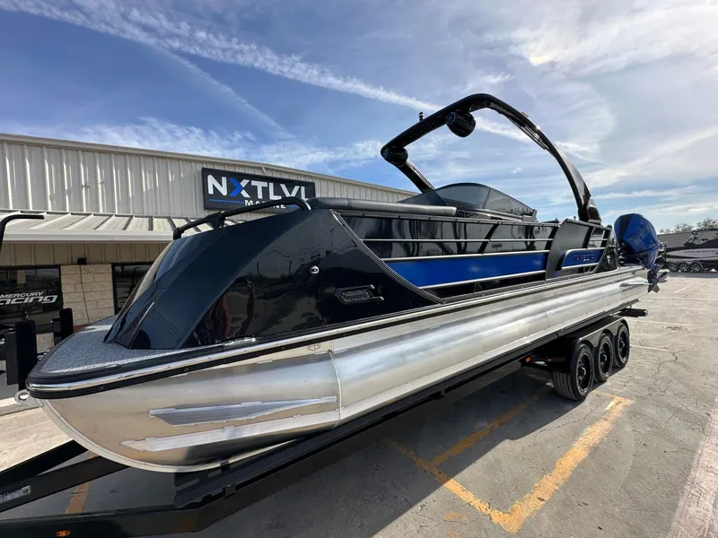 Slide: The Image of Trifecta 25 SPORT RF9 DC ARCH 2025 - 8