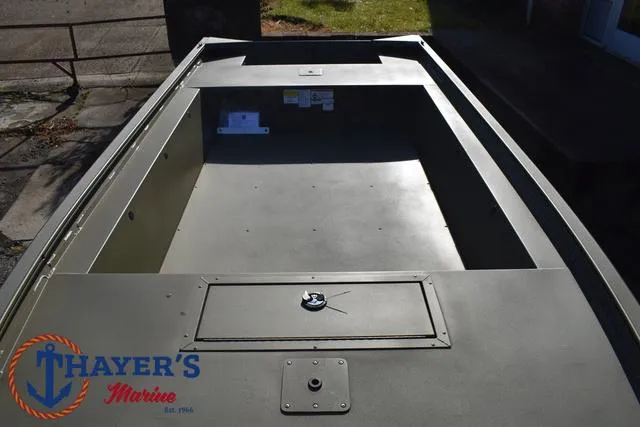 Slide: The Image of Tracker Grizzly 1754 Jon 2025 - 16