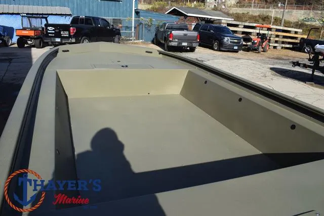 Slide: The Image of Tracker Grizzly 1754 Jon 2025 - 17