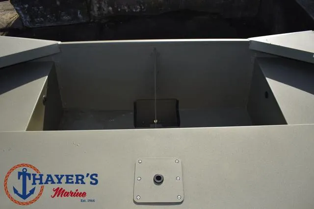 Slide: The Image of Tracker Grizzly 1754 Jon 2025 - 4