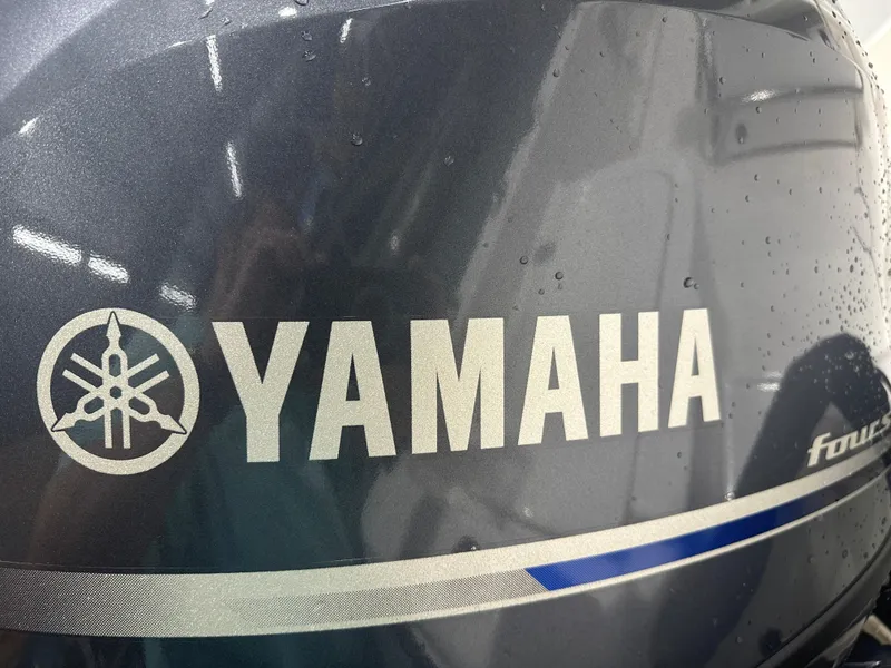 Slide: The Image of Key West 1720 Center Console 2025 - 11