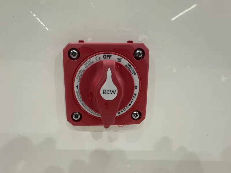 Slide: The Image of Key West 1720 Center Console 2025 - 17