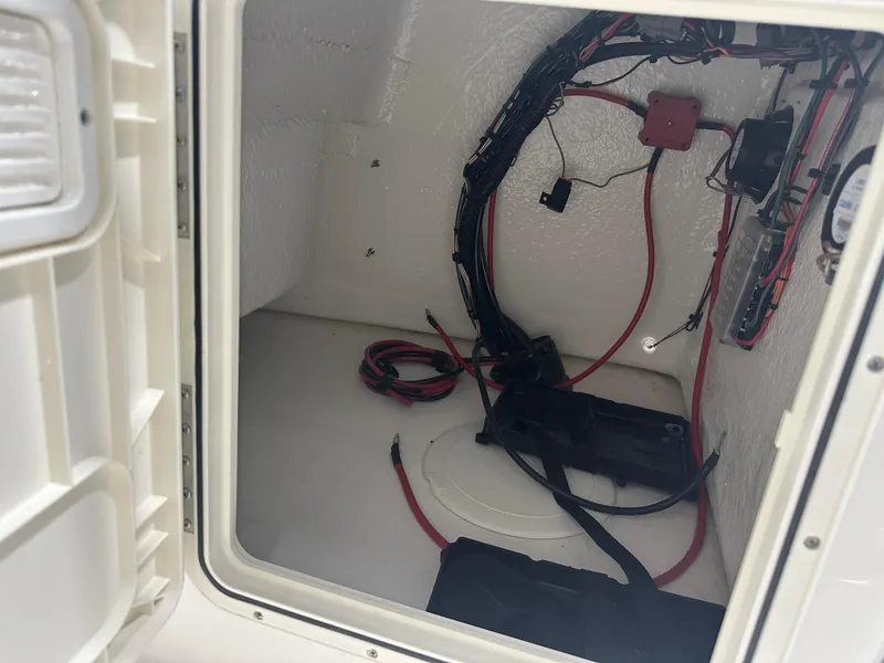 Slide: The Image of Key West 1720 Center Console 2025 - 32