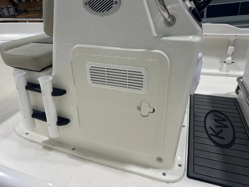 Slide: The Image of Key West 1720 Center Console 2025 - 33