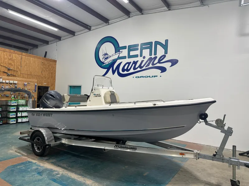 Slide: The Image of Key West 1720 Center Console 2025 - 6