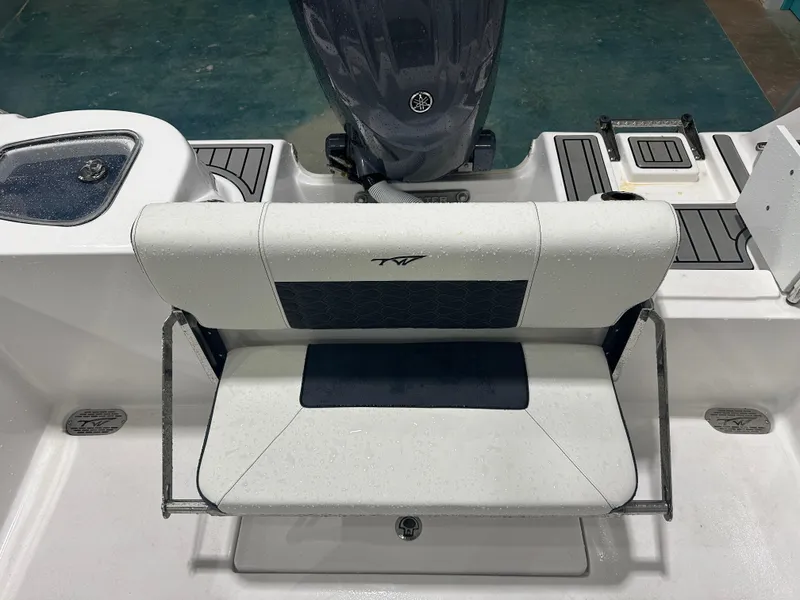 Slide: The Image of Tidewater 210 CC Adventure 2025 - 12