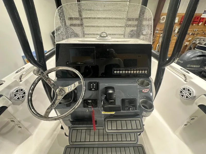 Slide: The Image of Tidewater 210 CC Adventure 2025 - 14