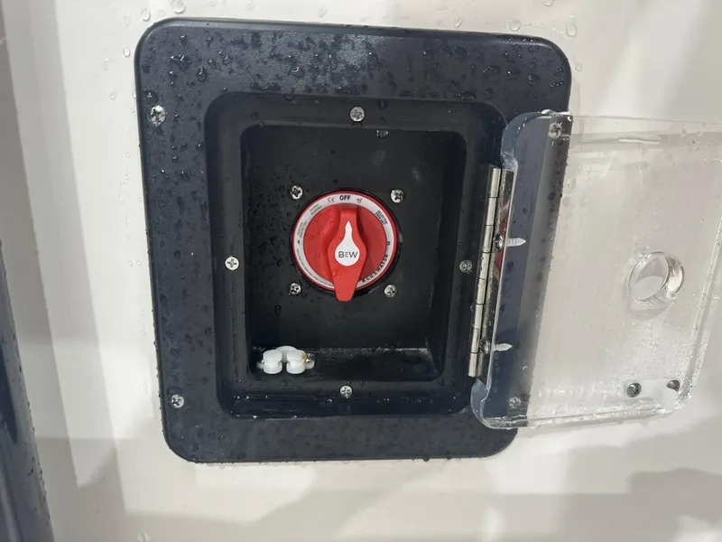 Slide: The Image of Tidewater 210 CC Adventure 2025 - 25