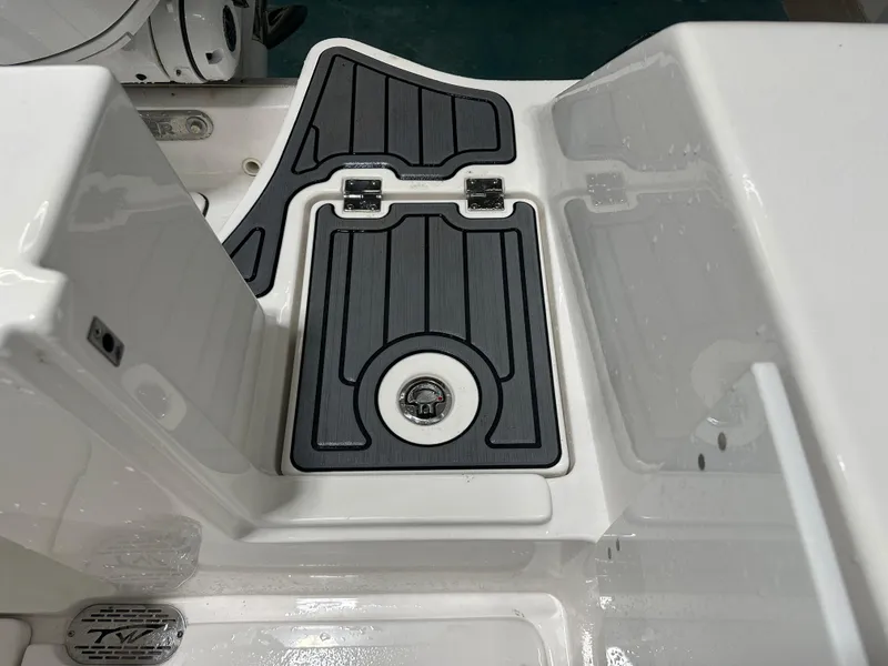 Slide: The Image of Tidewater 292CC 2024 - 61