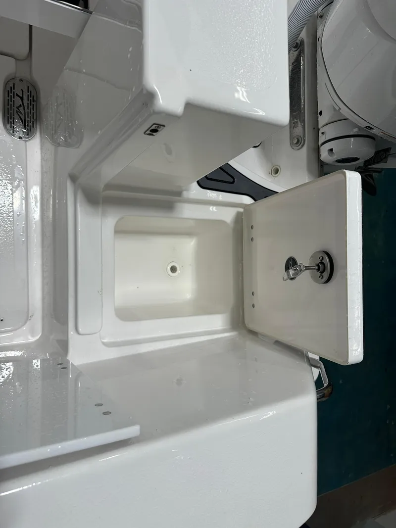 Slide: The Image of Tidewater 292CC 2024 - 62