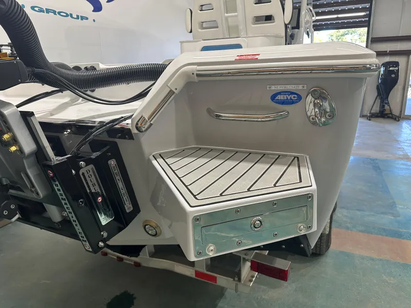 Slide: The Image of Tidewater 3100CB 2025 - 11