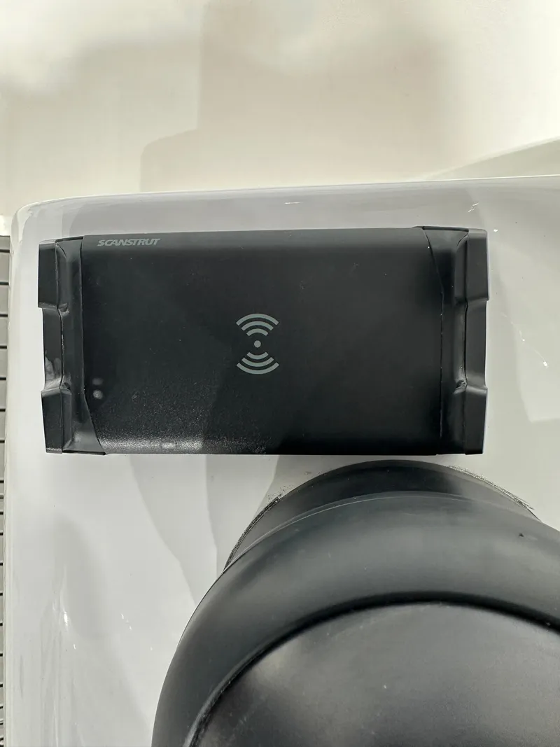 Slide: The Image of Tidewater 3100CB 2025 - 42