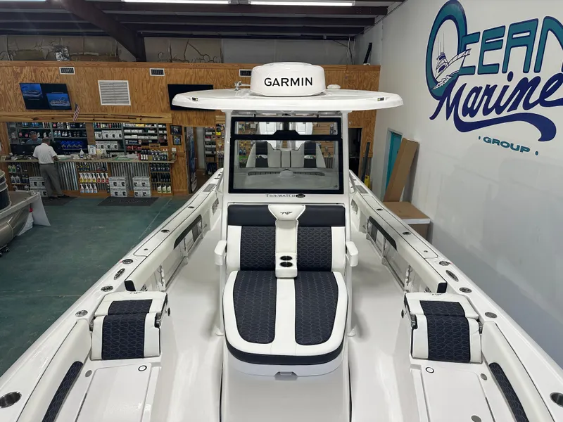 Slide: The Image of Tidewater 3100CB 2025 - 64