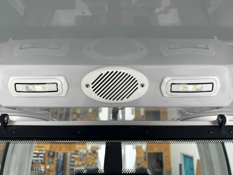 Slide: The Image of Tidewater 3100CB 2025 - 68