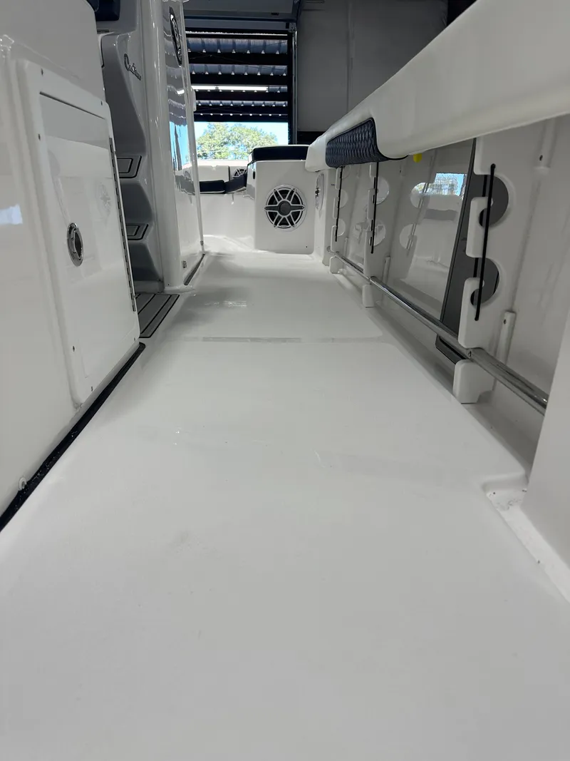 Slide: The Image of Tidewater 3100CB 2025 - 77