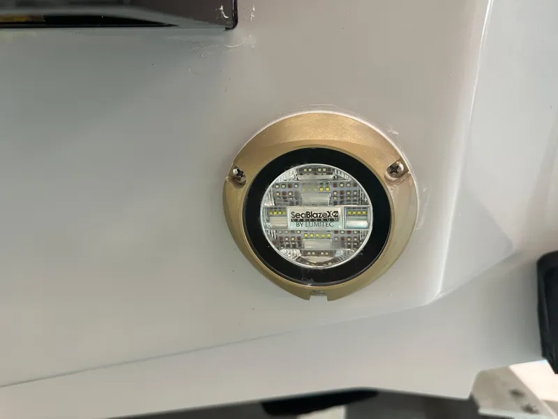 Slide: The Image of Tidewater 3100CB 2025 - 9