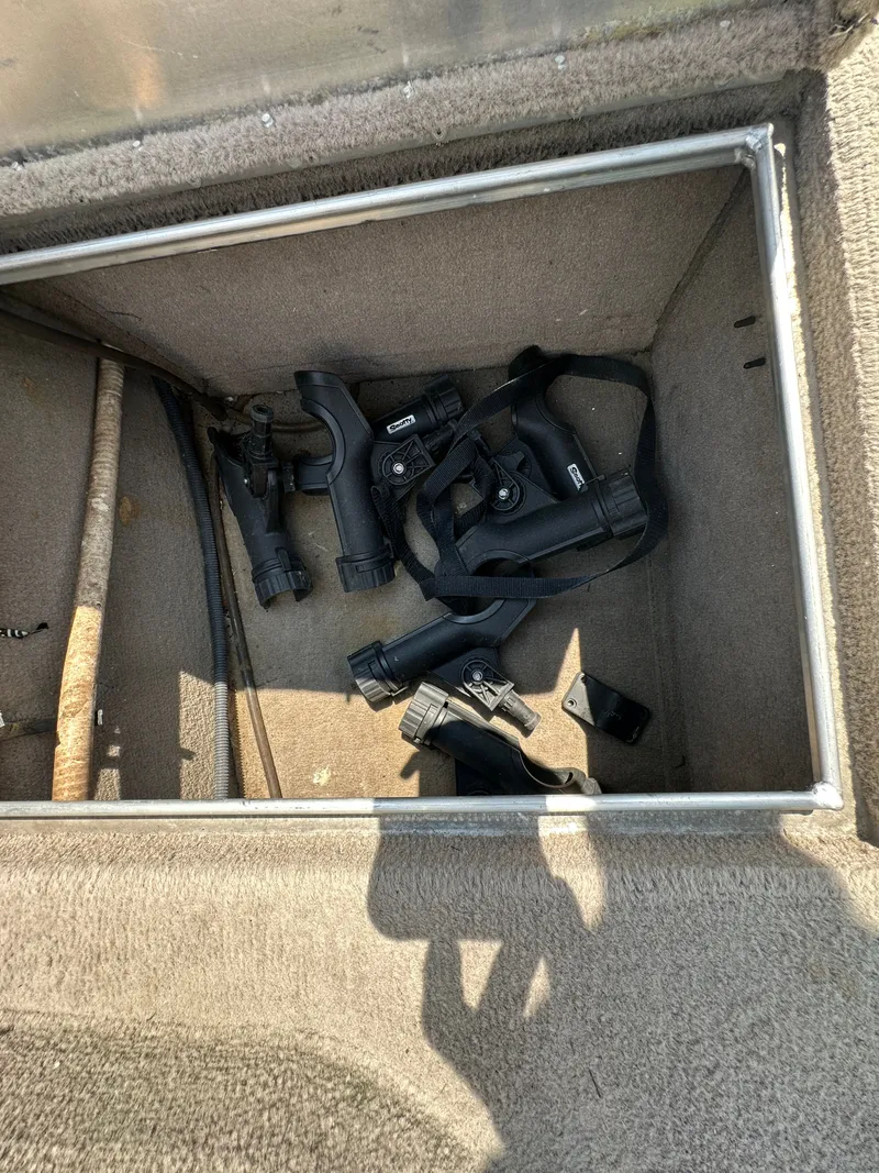 Slide: The Image of Tracker Tundra 21 WT 2009 - 11