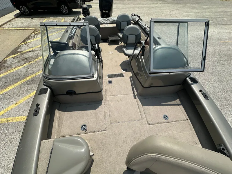 Slide: The Image of Tracker Tundra 21 WT 2009 - 13