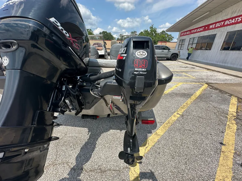 Slide: The Image of Tracker Tundra 21 WT 2009 - 14